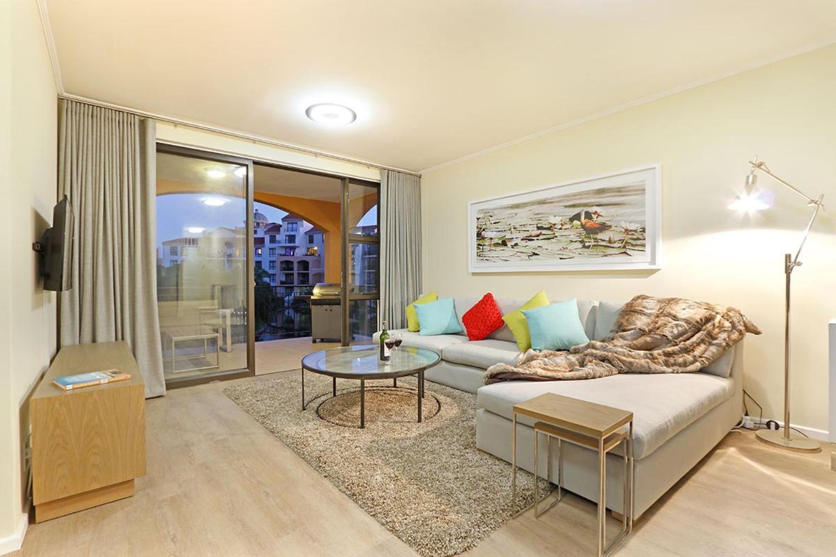 Capri 101 By Hostagents Apartment Cape Town Exterior photo